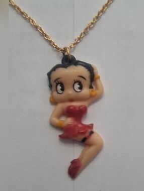 Gold Tone Adjustable Necklace With Betty Boop Plastic Pendant  18-19.75" NWOT